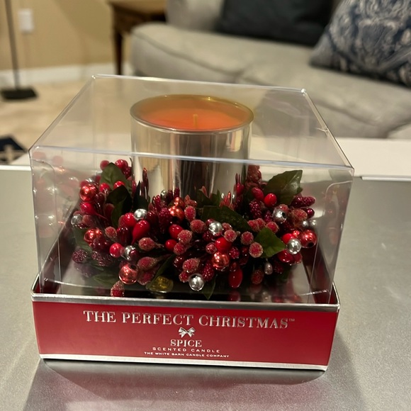 The White Barn Candle Co. Holiday The White Barn Candle Co The